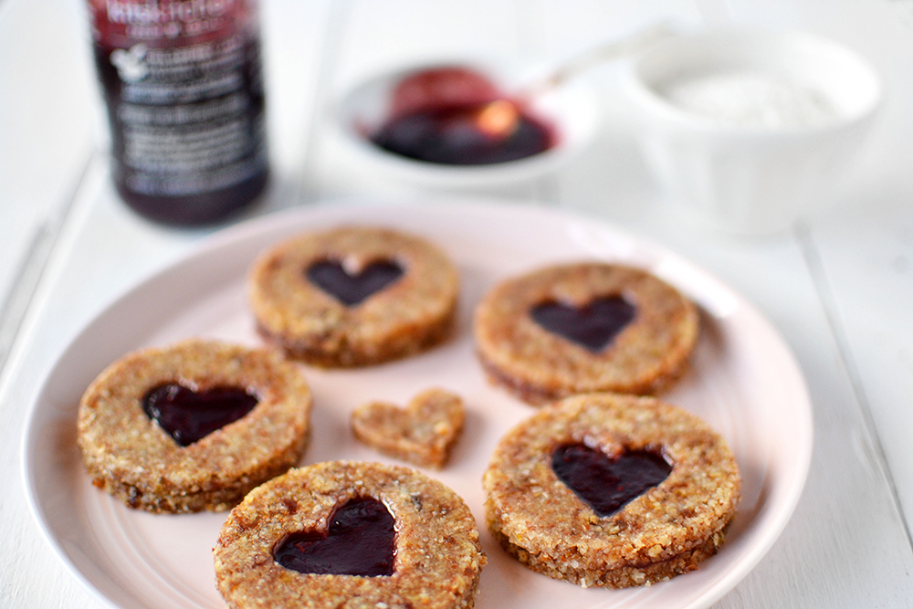 kitskitchen raw, sugar free valentine's day cookie recipe